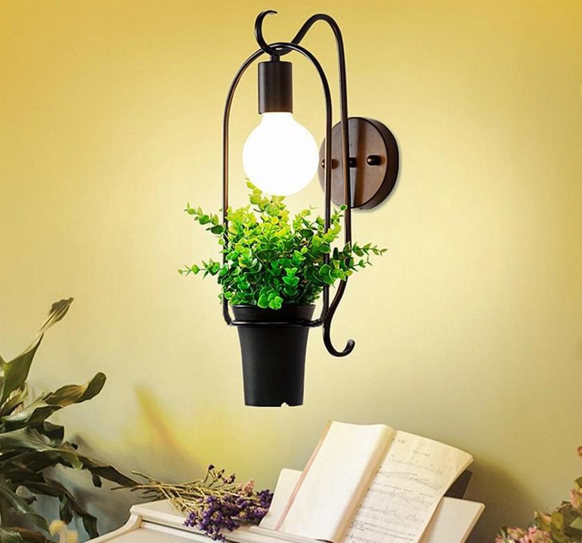 Brielle - Moderne Nordische Pflanzen-Wandlampe