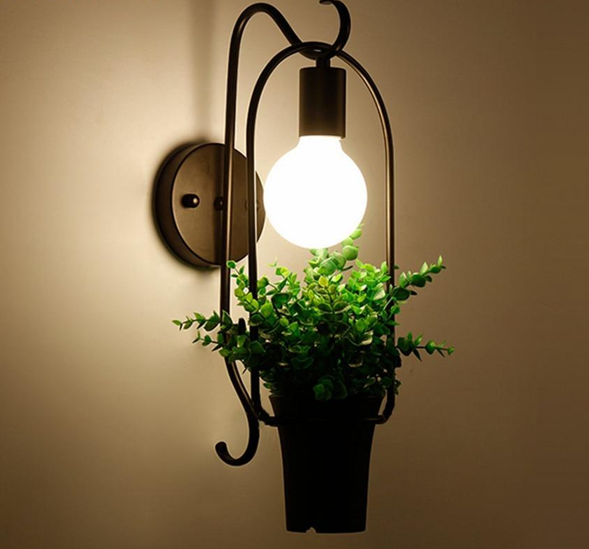 Brielle - Moderne Nordische Pflanzen-Wandlampe